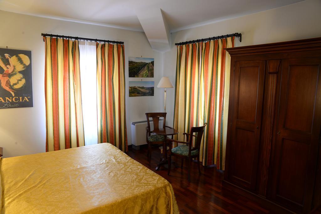 קאנלי Villa Chiara Hotel מראה חיצוני תמונה